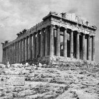 Pogled iz niskog kuta na stare ruševine hrama, Partenon, Atena, Grčka tiskanje plakata